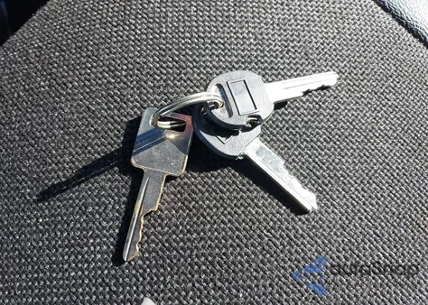 1990 Chevrolet Gmt-400 C1500 from USA, damaged, VIN 1GCDC14K4LZ254143